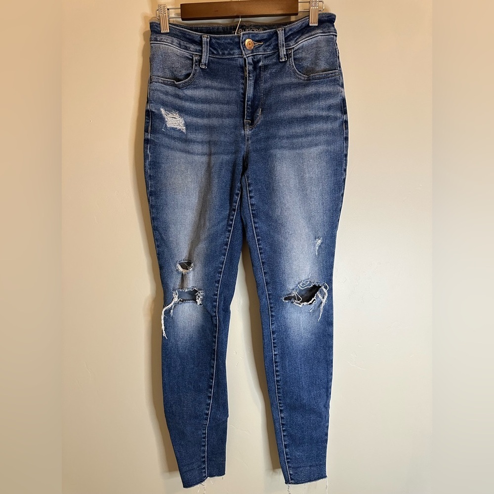 Maurices Dark Blue Stretchy Distressed Skinny Jeans 28x30 - High Rise - Like New